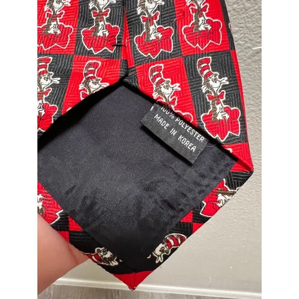 Dr Seuss Tie with hearts